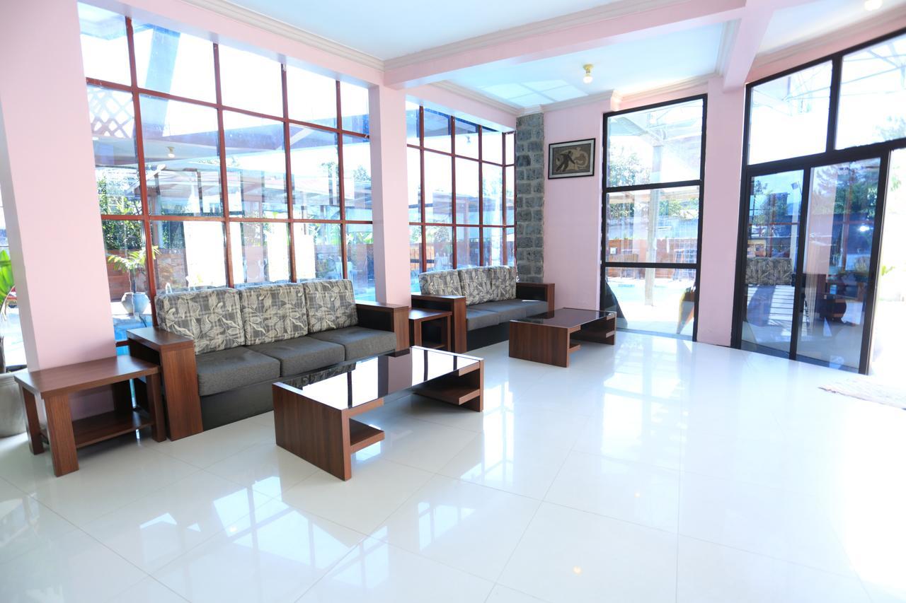 Vip Palace 2 Hotell Goma Exteriör bild