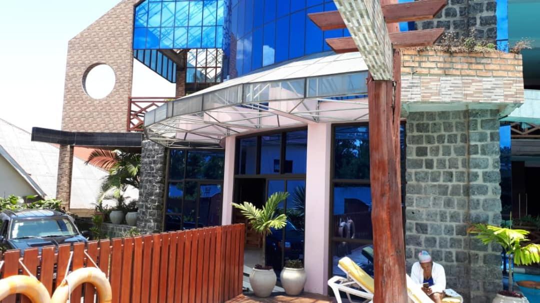 Vip Palace 2 Hotell Goma Exteriör bild